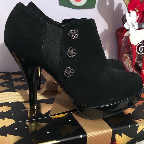 Black Ankle Boot Heel👠💖✨ - Picture 1 of 5